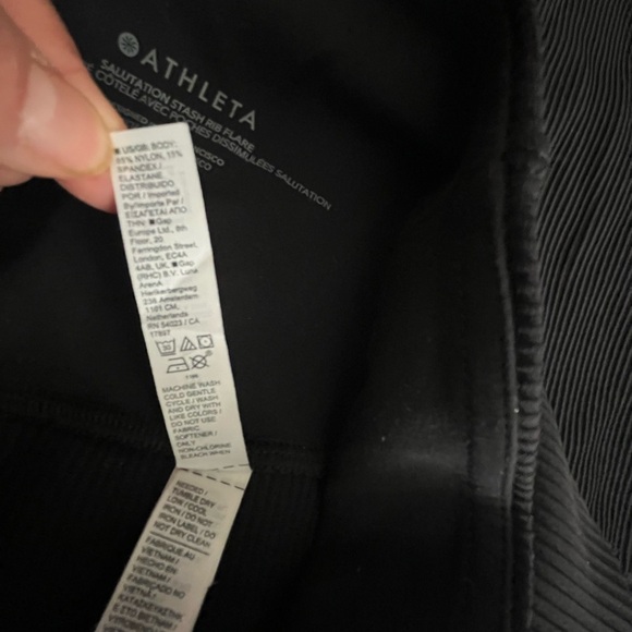 [S]Athleta Women's Black Salutation Stash Rib Flare Pants EUC Pockets - Picture 8 of 9